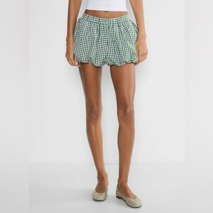 Aritzia Green and White Gingham soufflé Poplin Shorts